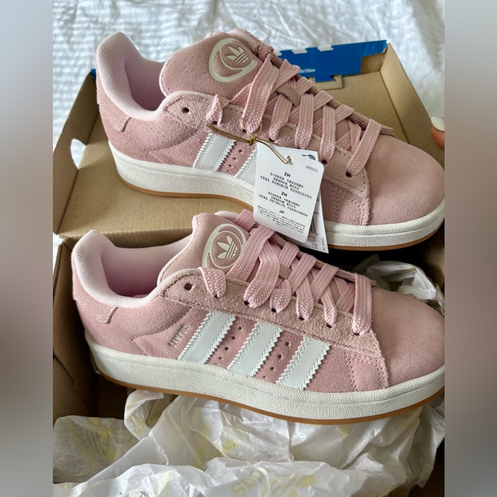 Adidas Campus 00’s women’s size 5 (BRAND NEW)